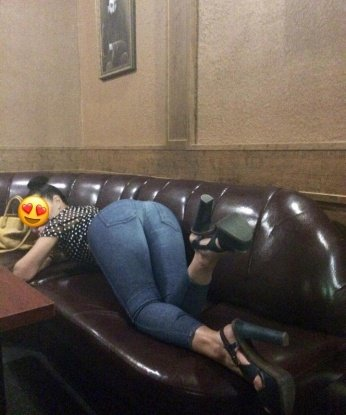 😘 Со мной ты сможешь погрузиться в безмятежную атмосферу страсти и удовольствия, забыв о проблемах повседневности. Мои услуги включают классический и эротический массаж, ролевые игры и многое другое. 🔥 Обратные отзывы говорят обо мне только в восторженных тонах, подтверждая мою исключительность и незабываемость. Предлагаю тебе оценить мои фото, чтобы убедиться, что я настоящая богиня соблазна. Доверься моим ловким рукам и ощути настоящую страсть! 😉 Жду тебя в Москве, чтобы удовлетворить все твои самые горячие фантазии. 💋💫 Каринка